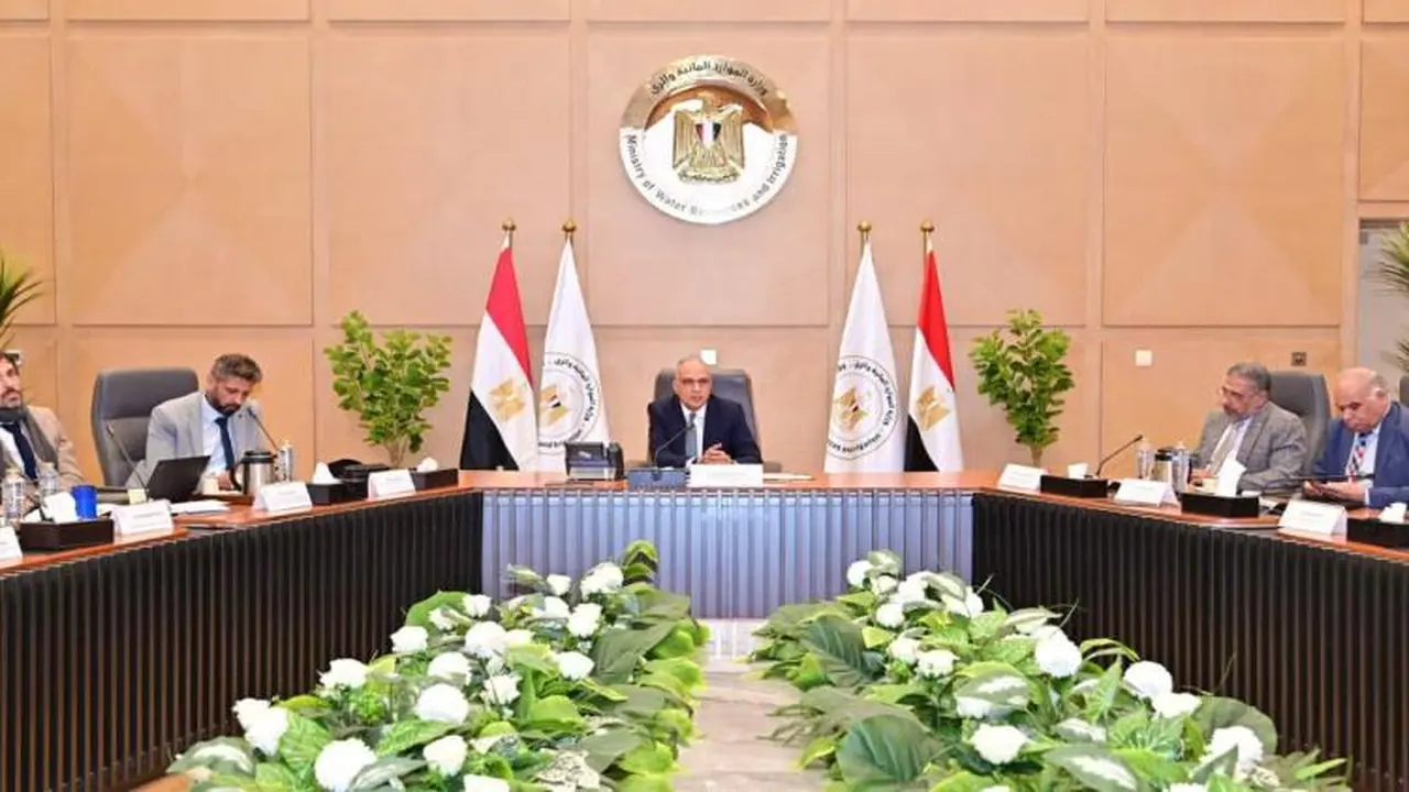 سويلم يسعى لتعزيز شراكة جديدة لدعم قطاع المياه في مصر